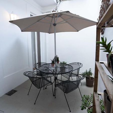 Downtown Porto Relaxed Apartment With Private Yard 외부 사진