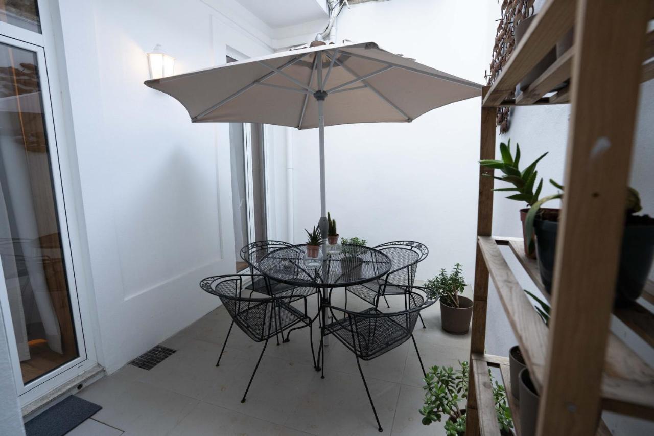 Downtown Porto Relaxed Apartment With Private Yard 외부 사진